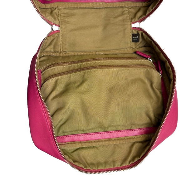 Coach vintage y2k RARE pink logo leather cosmetic toiletries bag case tote - Picture 2 of 13